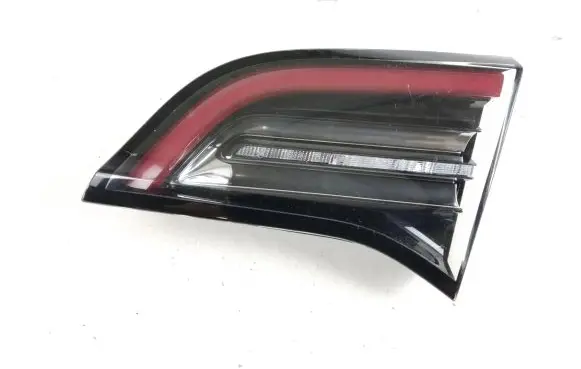 Tesla Model 3 Tailgate rear/tail lights