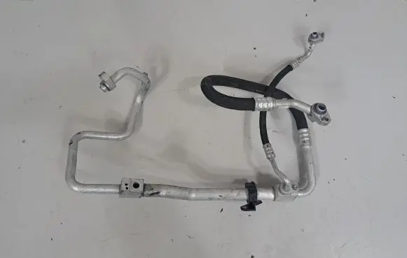 BMW iX Air conditioning (A/C) pipe/hose 5A01C90 5A01C69