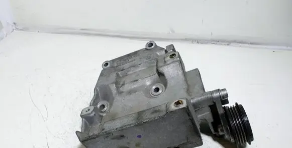 Audi A3 S3 8P A/C compressor mount bracket 038260885 038260885C
