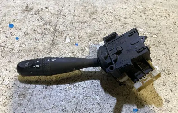 Toyota Corolla E120 E130 Indicator stalk 173713 02180