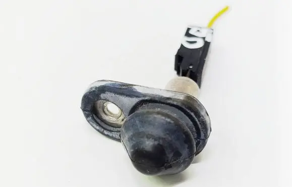 KIA Carens I Front door sensor 