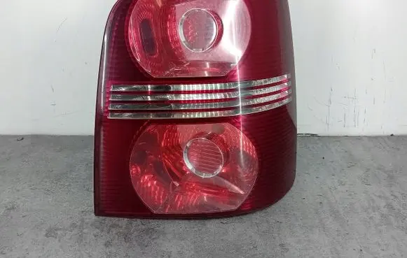 Volkswagen Touran I Rear/tail lights