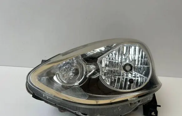 Nissan Micra Headlight/headlamp