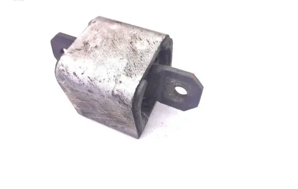 Mercedes-Benz Sprinter W906 Gearbox mount 7421029
