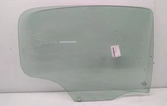 Peugeot 207 Rear door window glass