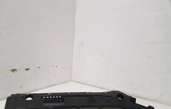 Hyundai Santa Fe Wiper trim 8615126000