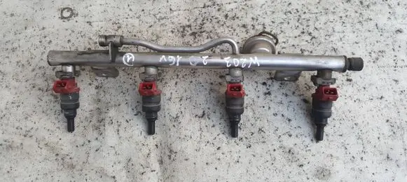 Mercedes-Benz C W203 Fuel main line pipe A1110703095