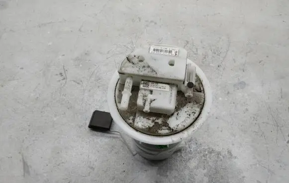 Opel Mokka B In-tank fuel pump 984257868000 100137883