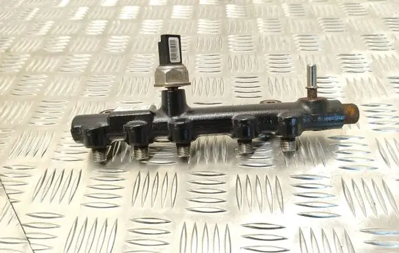 Peugeot Traveller Fuel main line pipe 9674300080 9814383880