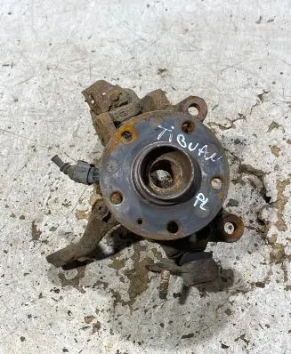 Volkswagen Tiguan Front wheel hub spindle knuckle