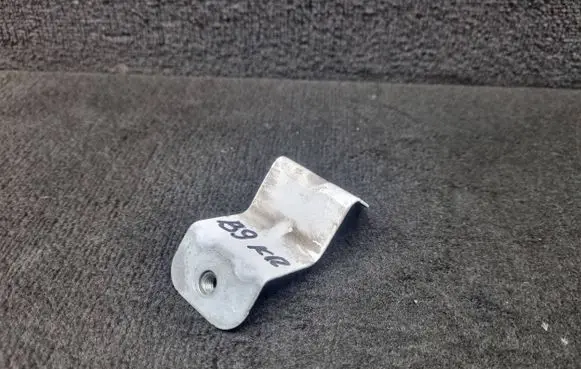 Audi A4 S4 B9 Fender mounting bracket 8W0821471
