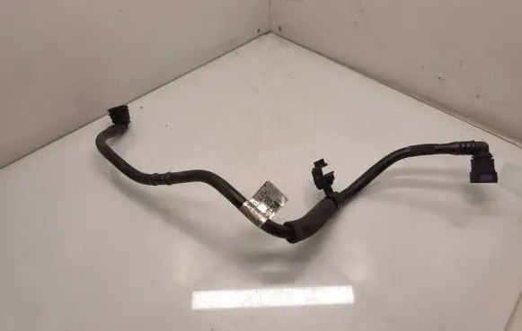 Land Rover Range Rover Sport L461 Engine coolant pipe/hose M8E218D334EH