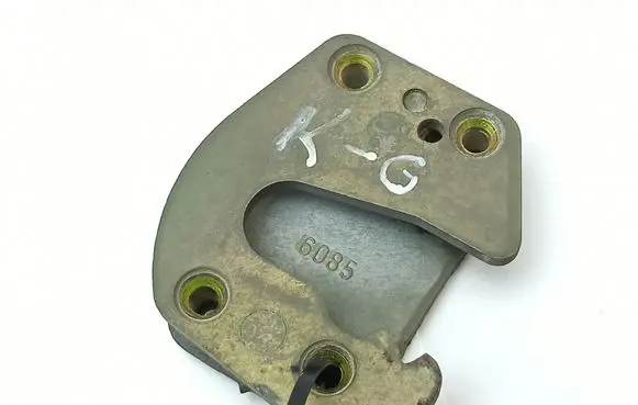 Volvo 240 Rear door lock loop/hook striker 6085