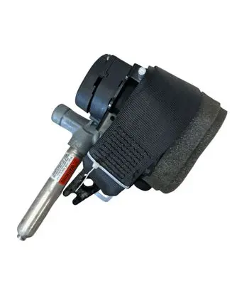 Rear seatbelt
