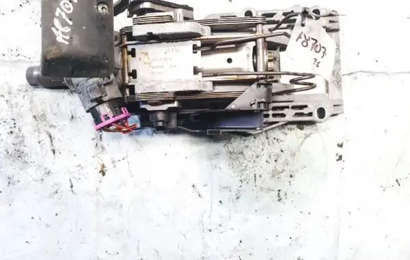 Audi A6 S6 C5 4B Steering wheel axle 4b0419502b 10428496