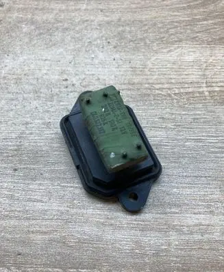 Fiat Marea Heater blower motor/fan resistor 040527197