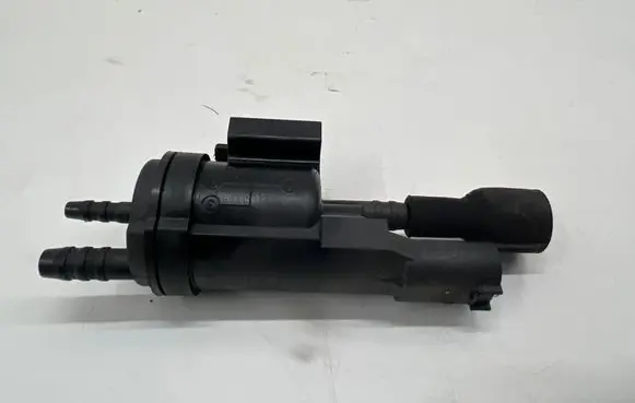 Mercedes-Benz E W213 Turbo solenoid valve A0025407097