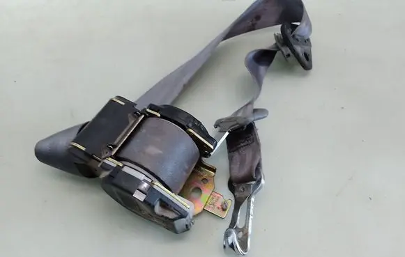 Peugeot 806 Third row seat belt 