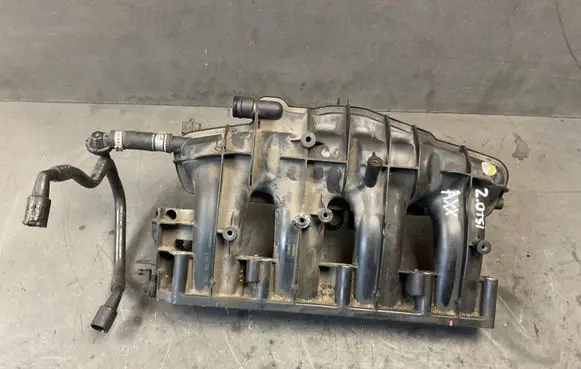 Volkswagen Eos Intake manifold 06F133201N AXX 06133185AA