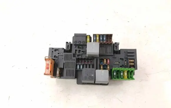 Mercedes-Benz E W213 Fuse box set DALISID3689 2139062202 A2139062202