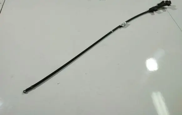 Volkswagen PASSAT B5 Front door cable line 