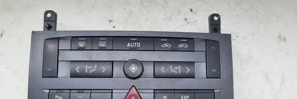 Peugeot 407 Climate control unit 96573322XA