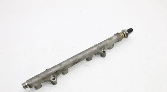 Audi Q3 F3 Fuel main line pipe 05E133320B