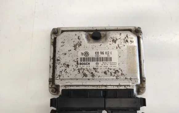 Volkswagen Golf IV Engine control unit/module 038906012K 0281010111 28SA4241
