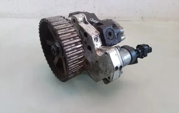 Renault Laguna II Fuel injection high pressure pump 8200055072