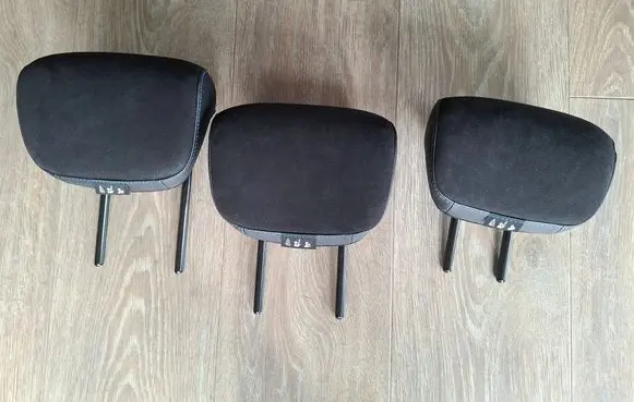 Renault Austral Front seat headrest 