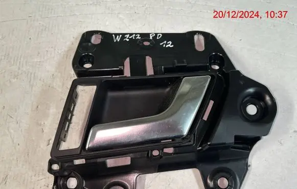 Front door interior handle