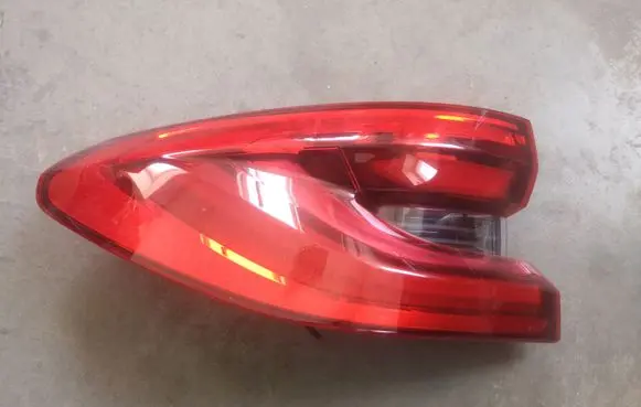 BMW 5 GT F07 Tailgate rear/tail lights 7376483