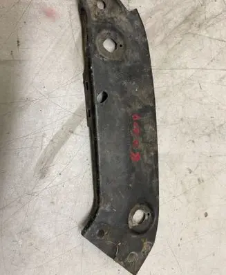 Volkswagen Jetta VI Radiator support slam panel bracket 5C6805931