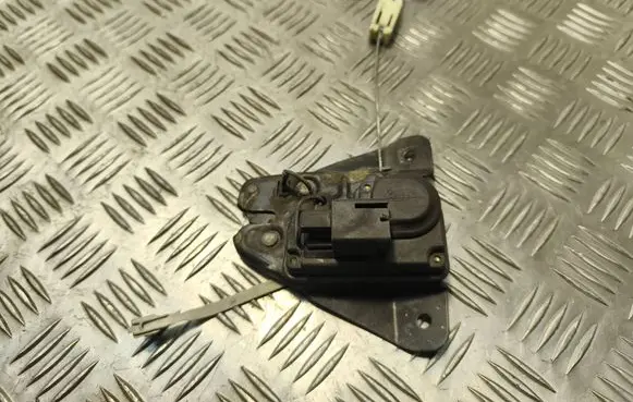 Chrysler Sebring (ST-22 - JR) Loading door lock 3145226AAC