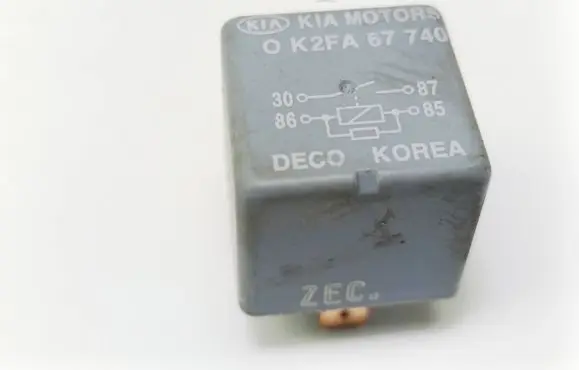 KIA Carens I Other relay OK2FA67740
