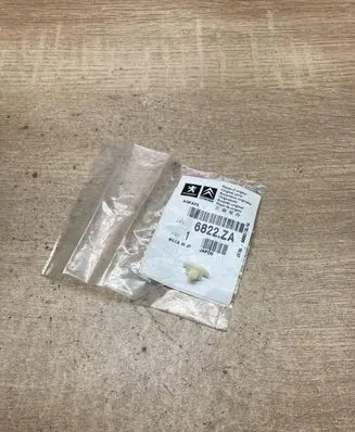 Peugeot 4007 Other body part 6822ZA