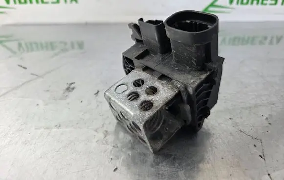 Heater blower motor/fan resistor