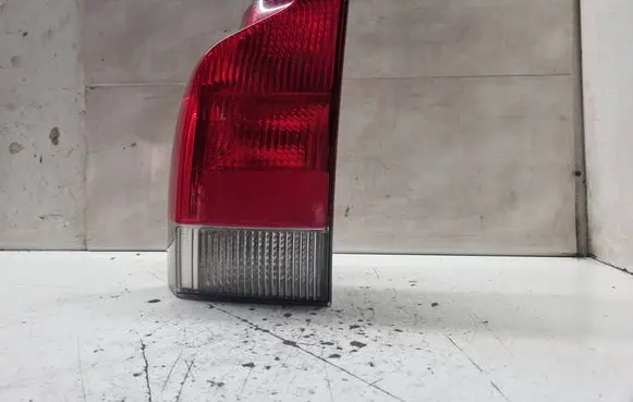 Volvo V70 Rear/tail lights 9154497 9154501