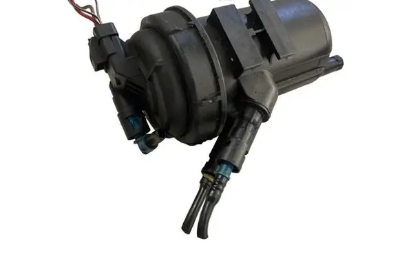 Suzuki Swift I Fuel filter 13161902
