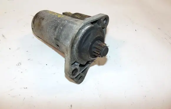 Skoda Octavia Mk1 (1U) Starter motor 020911023F 020911023FX