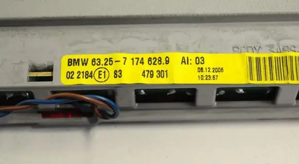 BMW 3 E46 Third/center stoplight 7174628