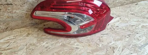 Peugeot 208 Rear/tail lights 9672628280