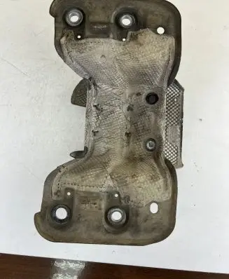 Volvo XC90 Other under body part 