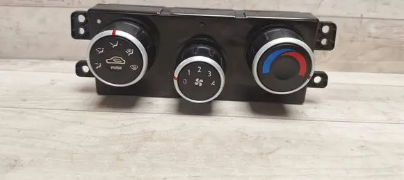Hyundai Tucson JM Climate control unit 972502EXXX