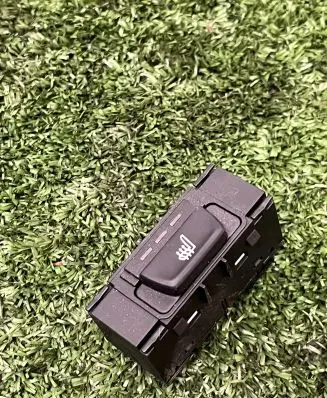 BMW X5 G05 Seat heating switch 6828057