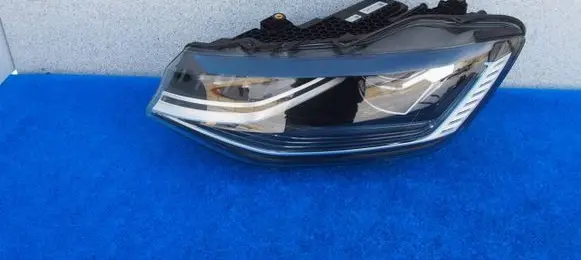 Volkswagen Caddy Headlight/headlamp 2K8941035R