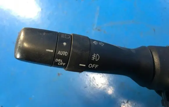 Toyota Camry Gear shift switch/knob 8414006390