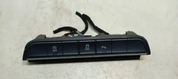 Audi Q3 8U Other switches/knobs/shifts 8U1941567A