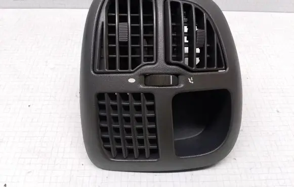 Fiat Ducato Dashboard side air vent grill/cover trim