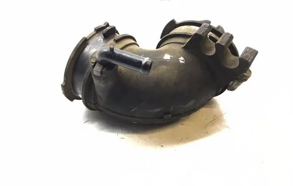 Mazda 3 I Air intake hose/pipe 0140811611